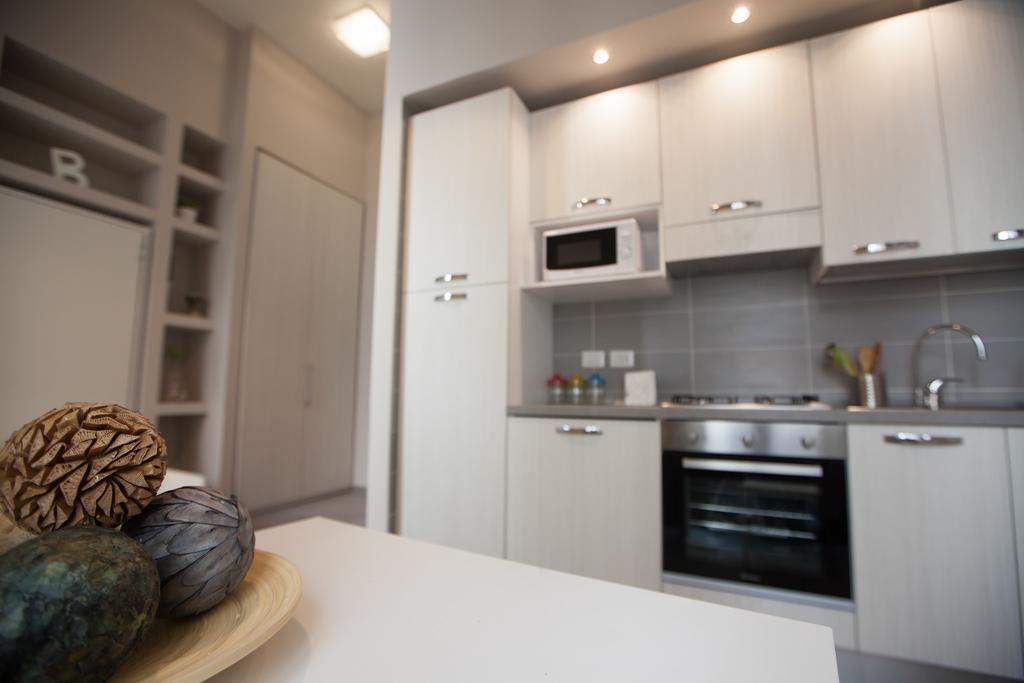 Bovio Prestige Apartments เนเปิลส์ ภายนอก รูปภาพ