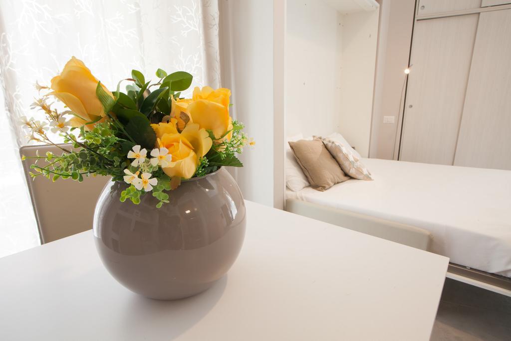 Bovio Prestige Apartments เนเปิลส์ ภายนอก รูปภาพ