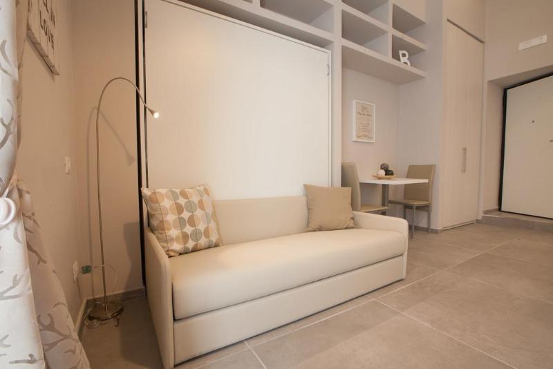 Bovio Prestige Apartments เนเปิลส์ ภายนอก รูปภาพ